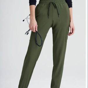 Grey's Anatomy Evolve Terra Jogger - Fern 6pockets size medium